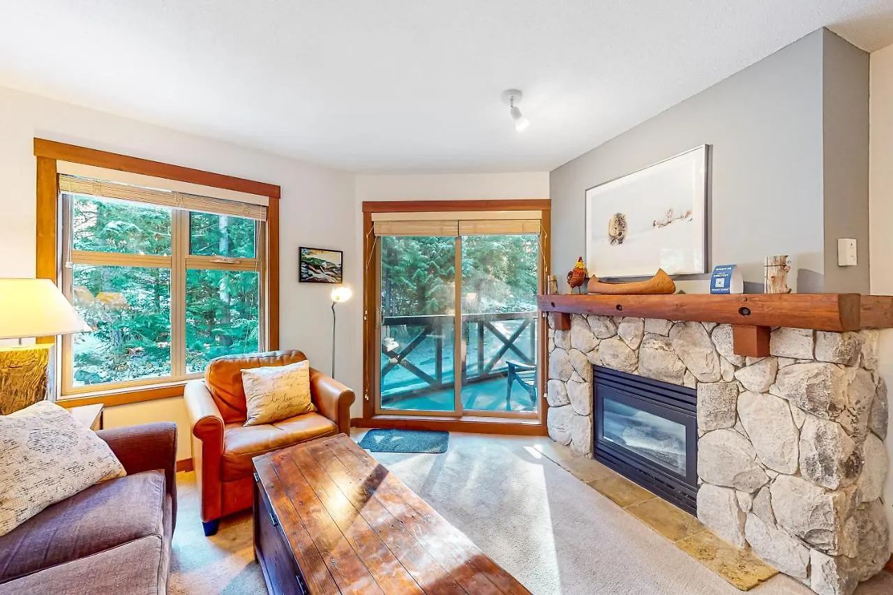 Hotel Lost Lake Lodge II Whistler Canada